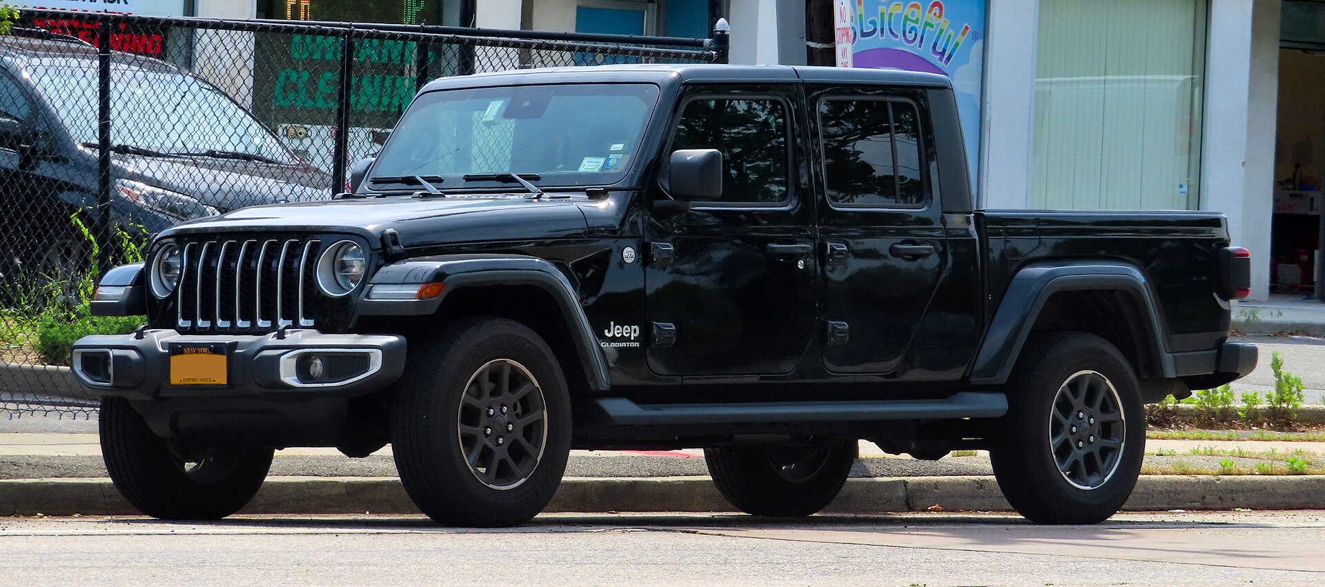 A 2020 Jeep Gladiator JT pickup